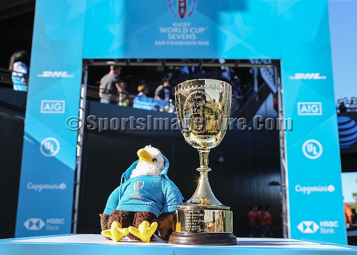 2018RugbySevensSun-22.JPG - USA rugby mascot Rookie and the Melrose Cup for the winner of the men's championship finals of the 2018 Rugby World Cup Sevens, Sunday, July 22, 2018, at AT&T Park, San Francisco. (Spencer Allen/IOS via AP)